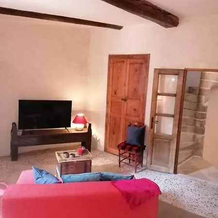 La Maison D'helene & Antoine A Xii Siecle ボニユー