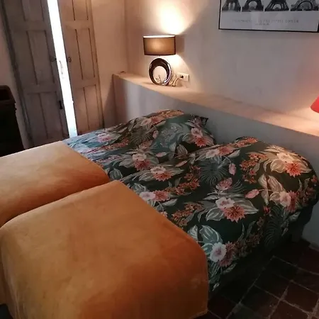 La Maison D'helene & Antoine A Xii Siecle 別荘