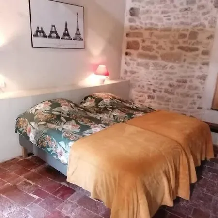 La Maison D'helene & Antoine A Xii Siecle 別荘
